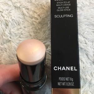 Baume Essential Multi-Use Glow Stick Chanel